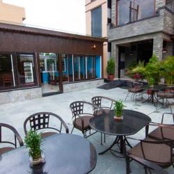 Garden Bar